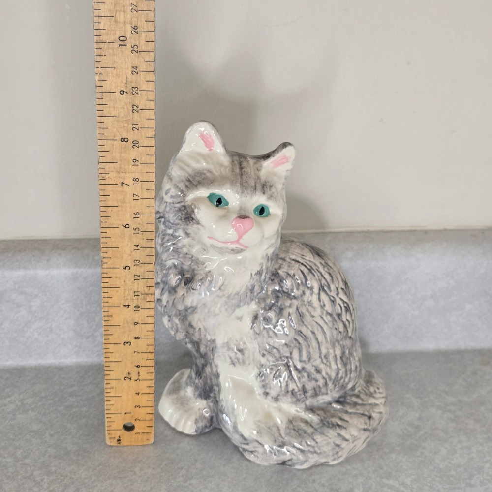 Vintage Ceramic Cat Figurine Gray White Aqua Pink Cat Lover‎ Decor Cute Kitten - Picture 7 of 7